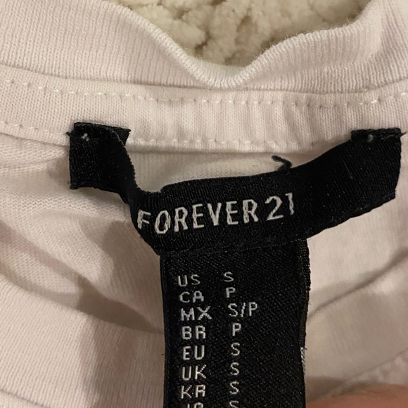 STAY HUMBLE CROP TEE - Picture 4 of 5